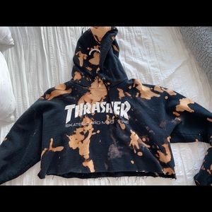 CUSTOM CROPPED SWEATSHIRT